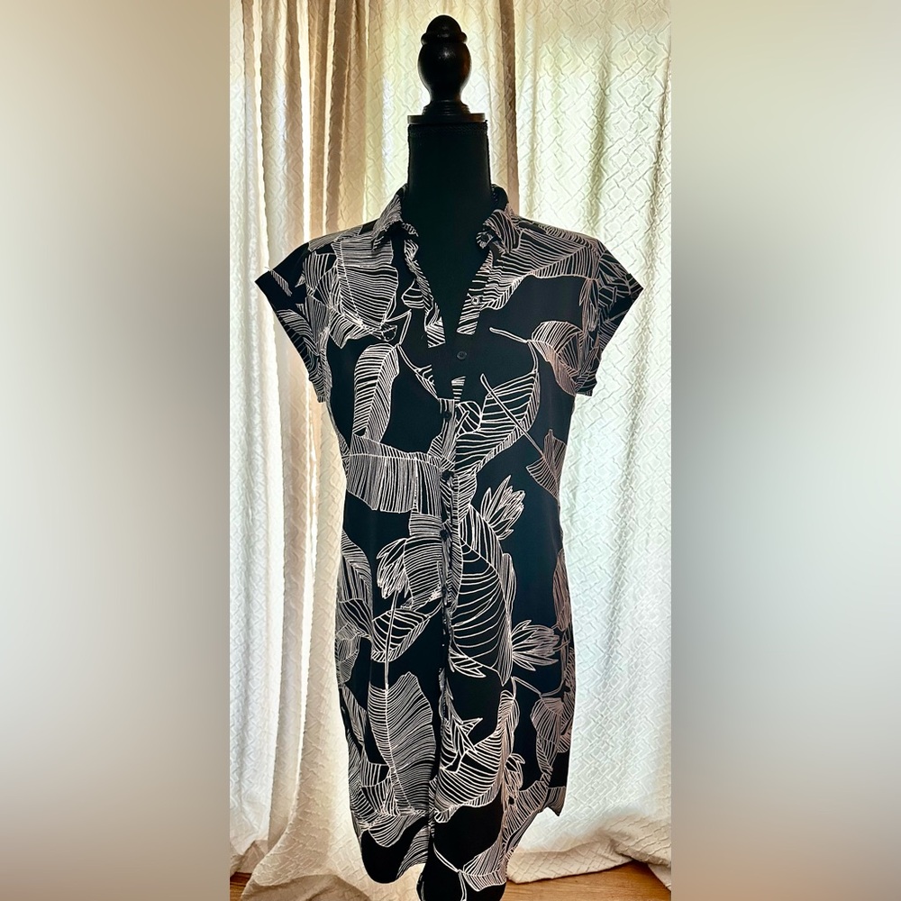 Express Petite Small Button Up Floral Dress